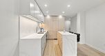 507 239 Keefer Street