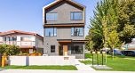 1 2995 Adanac Street