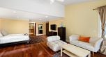 1035 King Georges Way