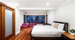 1035 King Georges Way