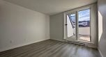 800 2528 E Broadway