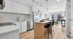 403 233 Kingsway