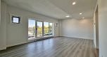 800 2528 E Broadway