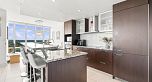 3407 1028 Barclay Street