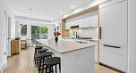 411 2520 Guelph Street