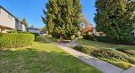 29 3417 E 49th Avenue