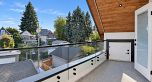 2 746 E 12th Avenue