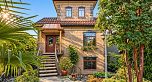 368 E 33rd Avenue