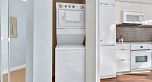 2508 233 Robson Street