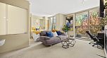 408 989 Richards Street