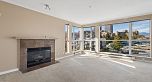 305 1551 Mariner Walk