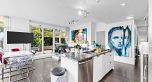 865 2080 W Broadway