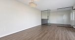 303 458 E 44th Avenue