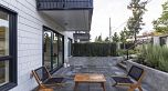 111 2235 E Broadway