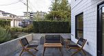 111 2235 E Broadway