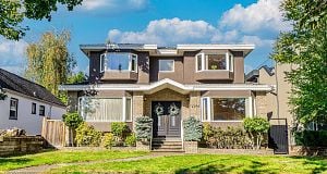 4255 W 15TH AVENUE Point Grey