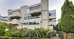 8 3250 W 4TH AVENUE Kitsilano