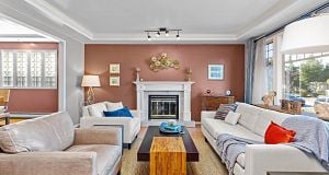 2728 OLIVER CRESCENT Arbutus