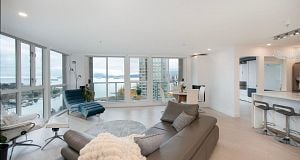 2201 907 BEACH AVENUE Yaletown