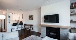 207 2160 CORNWALL AVENUE Kitsilano