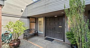 6606 Turnberry Crescent, Vancouver BC V5X 4M8 South Cambie