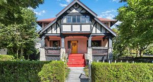 2011 W 48TH AVENUE, Vancouver BC V6M 2P4 Kerrisdale
