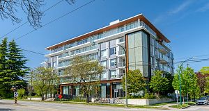 603 5693 ELIZABETH STREET, Vancouver BC V5Y 3K1 Cambie