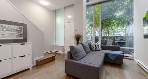 128 DUNSMUIR STREET, Vancouver BC V6B 1X7 Downtown VW