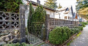 814 W 23RD AVENUE, Vancouver BC V5Z 2A9 Cambie