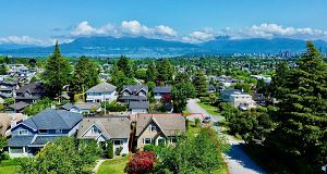 2805 W 30th Avenue MacKenzie Heights