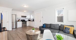 50 E 47 AVENUE, Vancouver BC V5W 2A5 Main