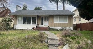 438 W 45th Avenue Oakridge VW