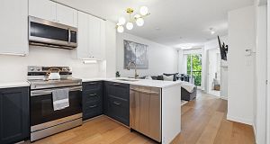 318 3278 Heather Street Cambie