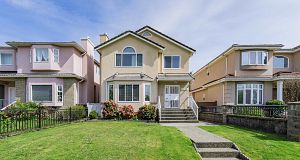 8056 Montcalm Street Marpole