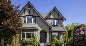 3007 W 33rd Avenue MacKenzie Heights
