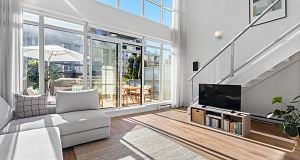 310 429 W 2nd Avenue False Creek
