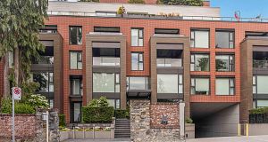 602 1571 W 57th Avenue South Granville