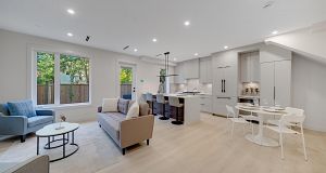 3 3836 W 8th Avenue Point Grey