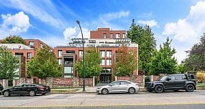 602 1561 W 57th Avenue South Granville