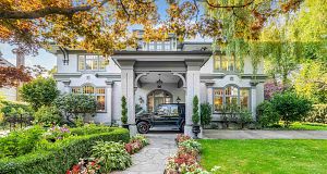 3937 Osler Street Shaughnessy