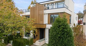 2 1595 W 66th Avenue S.W. Marine