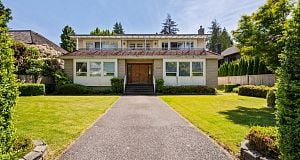 3662 W 49th Avenue Southlands