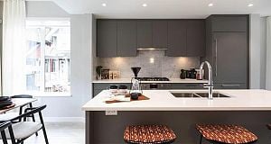 6 2728 Acadia Road University VW