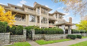 309 3755 W 8th Avenue Point Grey