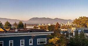 402 2216 W 3rd Avenue Kitsilano