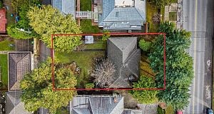 1323 W 49th Avenue South Granville