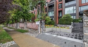 305 1571 W 57th Avenue South Granville