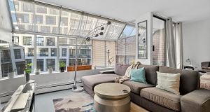 902 950 Drake Street Downtown VW