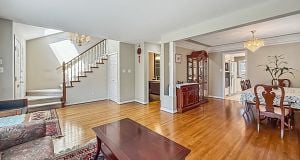 2755 W 20th Avenue Arbutus