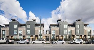 131 765 W 49th Avenue Oakridge VW